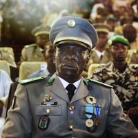 Mali: gads pēc karavīru dumpja
