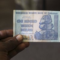Atvadas no Zimbabves dolāra: maiņas kurss - 175 kvadriljoni pret pieciem ASV dolāriem