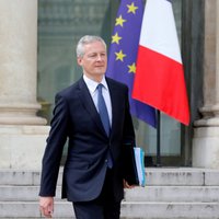Francijas valsts neizjauca 'Renault' un FIAT apvienošanos, apgalvo finanšu ministrs