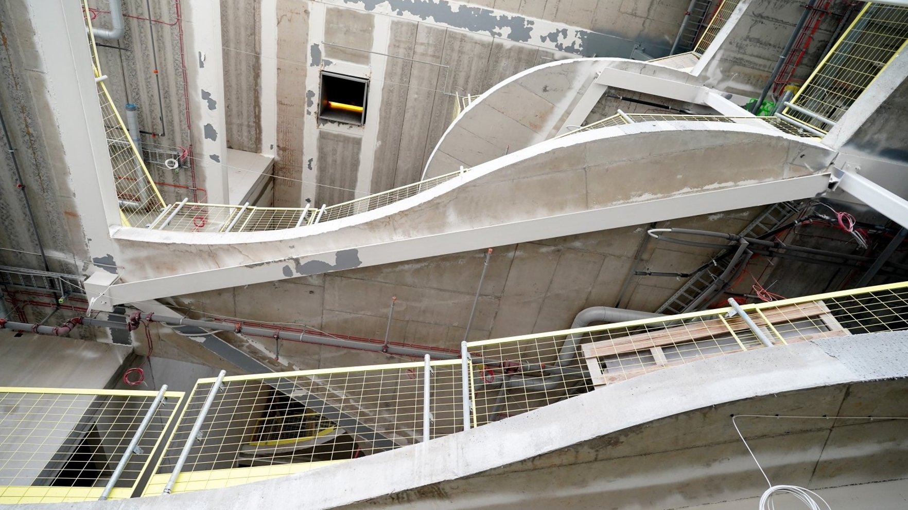 IUB aizliedz slēgt līgumu par Stradiņa slimnīcas A2 korpusa būvdarbu pabeigšanu