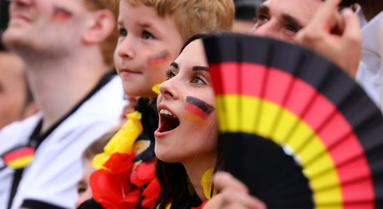 На футбольном Евро в Германии будет много запретов для болельщиков и команд 