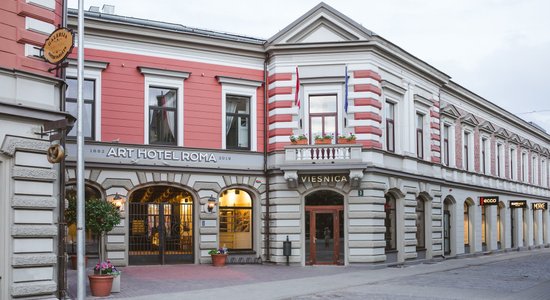 Foto: Atjaunota Liepājas viesnīca 'Art Hotel Roma'