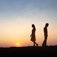 Piecas lietas, kas samazina vīrieša emocionālo tuvību ar partneri