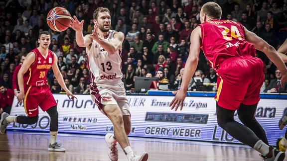 Basketbols, Latvija - Melnkalne  - 18