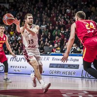 'Valencia Basket' vēlas iegūt Strēlnieku; Timma nespēlēs VTB līgas finālā