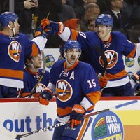 'Islanders' gūst divus vārtus trīs sekundēs un atkārto NHL rekordu