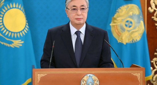 Kazahstānas prezidents atļauj bez brīdinājuma šaut uz protestētājiem