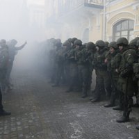 Kijevā notikušas policijas un protestētāju sadursmes