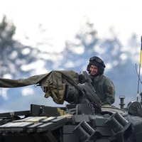 Зеленский поблагодарил Британию за подготовку украинских танкистов