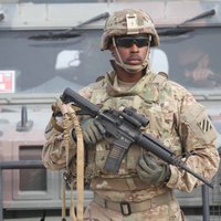 ASV no Afganistānas evakuēs tulkus, kas palīdzējuši armijai