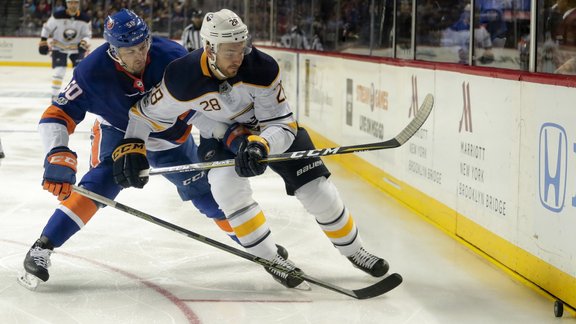 Hokejs, NHL: Bufalo "Sabres" pret Ņujorkas "Islanders" - 3