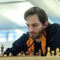 Prestižajā ACP šaha turnīrā triumfē Krievijas čempions Griščuks