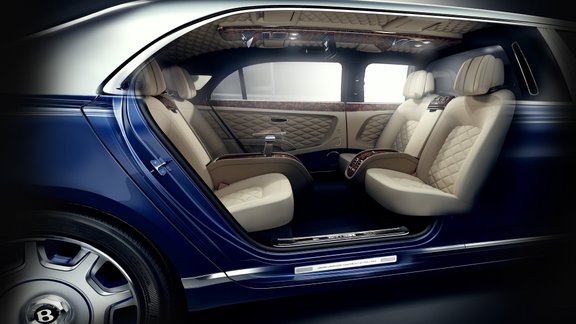 Bentley Mulsanne Grand Limousine