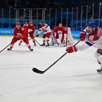 Čehijas hokejisti fantastiskā duelī pieveic apakšgrupā uzvarējušo KOK