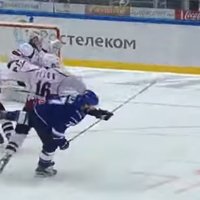 Video: Rīgas 'Dinamo' aizsarga Seigo spēka paņēmiens iekļūst nedēļas topā