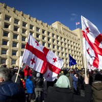 Pēc opozīcijas līdera aizturēšanas Gruzijā izcēlušies protesti