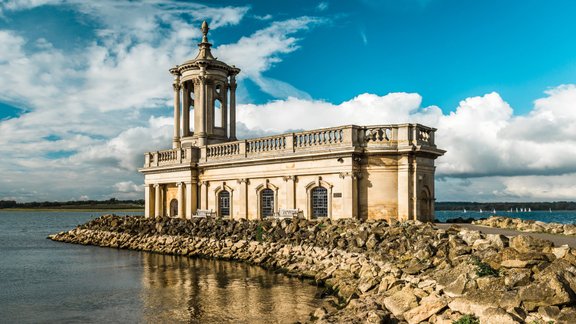 Normanton Church baznīca Lielbritānija