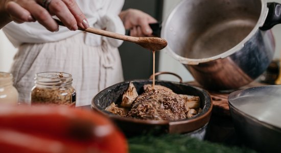 Biežāk pieļautās drošības kļūdas, gatavojot maltītes mājās