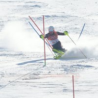 Kalnu slēpotājam Kristapam Zvejniekam vēl viena piektā vieta un sezonas rekords FIS punktos