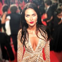 Eiropas skaistākā sieviete Kubasova gozējas smalkā Kannu burziņā