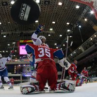 SKA panāk izlīdzinājumu KHL Rietumu konferences finālā