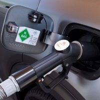 Vai ūdeņraža auto var gāzt elektromobiļus no nākotnes troņa?