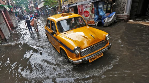 Hindustan Ambassador - 6