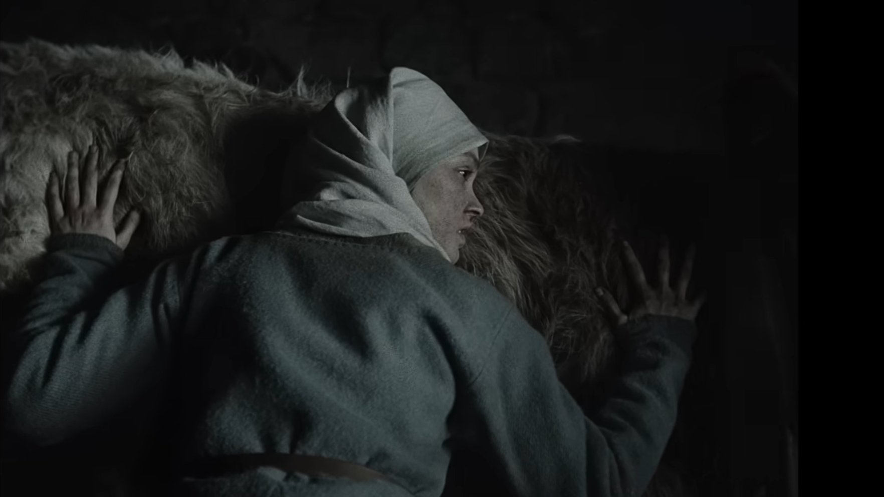 Lai atdusas "Nosferatu", vilkatis ir augšāmcēlies – pirmais ieskats Egersa šausmu filmā "Werwulf"
