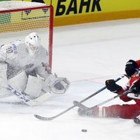 Čehijas hokejisti nepieļauj Austrijas atspēlēšanos un uzvar savā pēdējā mačā apakšgrupā