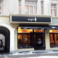 Pavakariņot Rīgā par 10 eiro. Izmēģinām indiešu restorānu 'Singh's'