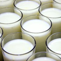 В Латвии может возникнуть "черный рынок" молока