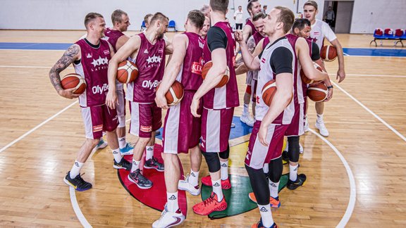 Latvijas basketbola izlase