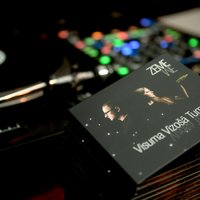 Apvienība 'ZeMe' izdod pirmo albumu 'Visuma vizošā tumsa'