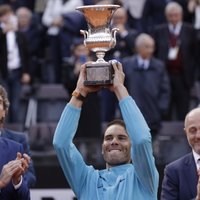 Nadals uzvar Džokoviču un izcīna savu devīto Romas 'Masters' titulu