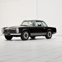 Foto: 'Brabus' restaurētie klasiskie 'Mercedes-Benz' automobiļi