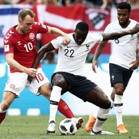 Франция и Дания первыми на ЧМ-2018 сыграли по нулям и вместе вышли в 1/8 финала