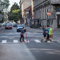 Rīgas reģionā negadījumos cietuši pieci bērni; aicina atgādināt ķipariem satiksmes noteikumus
