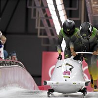 Jamaikas olimpiskā bobslejiste pieķerta dopinga lietošanā, pieprasa B proves pārbaudi