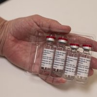 'AstraZeneca' vakcīnas sniegtie ieguvumi atsver riskus visās vecuma grupās, uzsver EZA