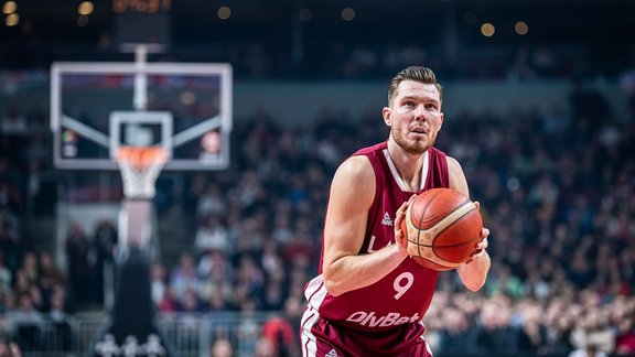 Dairis Bertāns, Latvijas vīriešu basketbola izlase, basketbols