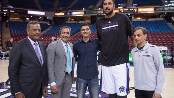 Sacramento Kings center Sim Bhullar 