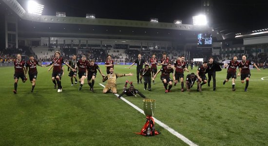 "Милан" выиграл первый трофей за последние пять лет