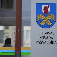 Arī pēc otrā mēģinājuma ievēlēt jaunu mēru Jelgavas novada dome turpinās strādāt bez priekšsēdētāja