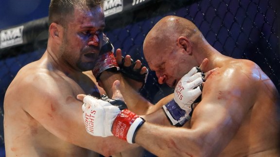 Emelianenko (Russia) and Fabio Maldonado (Brazil)