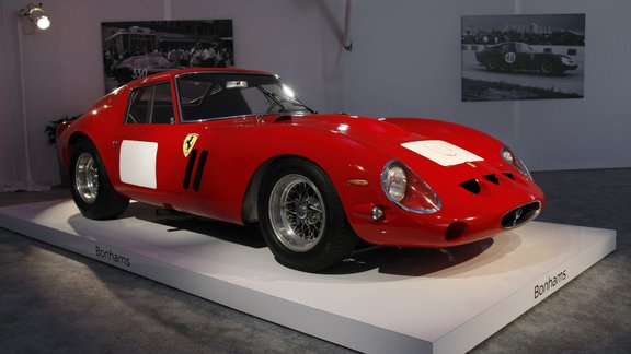 1962. gada ‘Ferrari’ izsolē pārdots par rekordlielu summu - 1