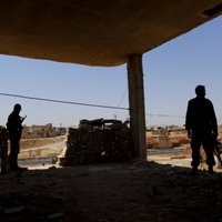 Pašnāvnieku uzbrukumā Sīrijas dienvidos bojā gājuši 38 cilvēki