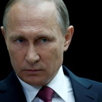 Putins sola nekandidēt nākamajās prezidenta vēlēšanās