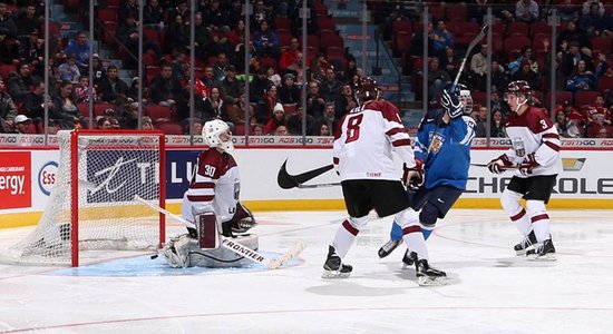 ФОТО: Хоккеисты Латвии проиграли все матчи и вылетели из элитной группы