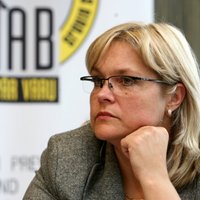 KNAB šefa vietnieces Jurčas draudus sadot 'pa purnu' 'Delnas' vadītājam pārbaudīs DP, vēsta žurnāls