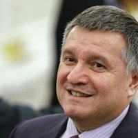 Ukrainas pretkorupcijas birojs veic kratīšanu iekšlietu ministra dēla mājās